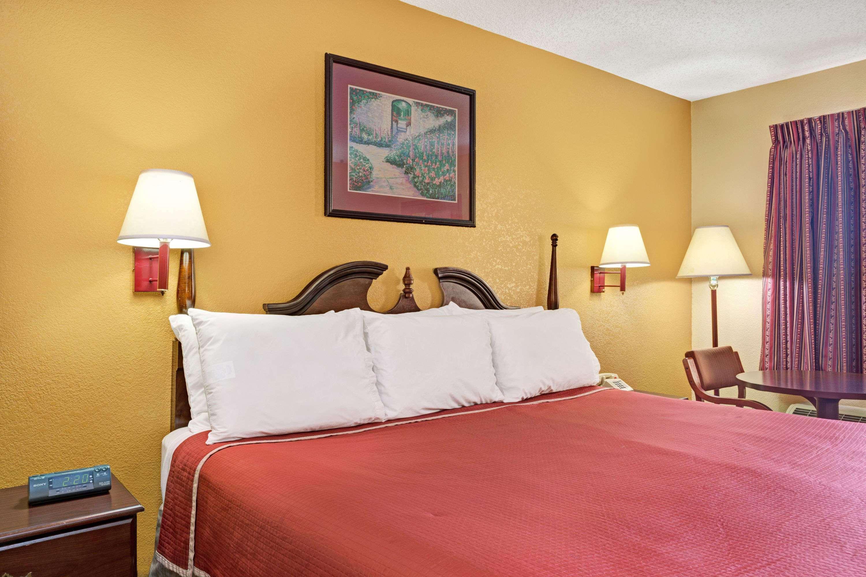 Travelodge By Wyndham Forest Park Atlanta South Eksteriør billede